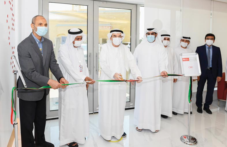 زكي نسيبة يفتتح موقع جامعة الإمارات لكلية الإدارة والاقتصاد  في أبوظبي