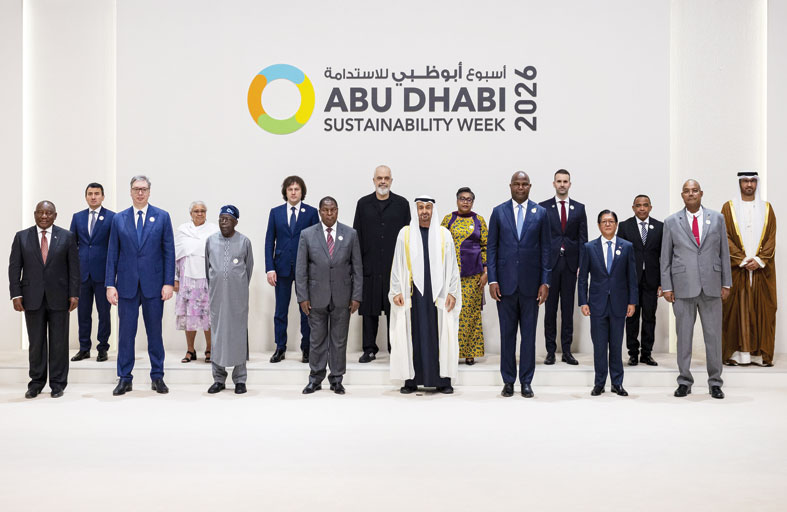 رئيس الدولة يؤكد على الدور المحوري للإمارات في بناء جسور التعاون وترسيخ دعائم التنمية المستدامة في العالم 