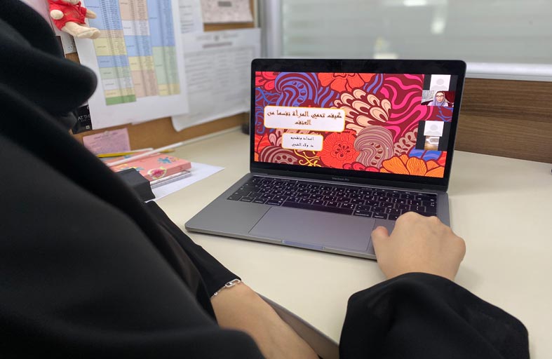 محاضرة توعوية حول حماية المرأة نفسها من العنف باجتماعية الشــــــارقة