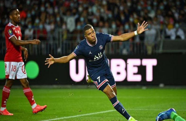 ريال مدريد يعرض 160 مليون يورو لضم مبابي