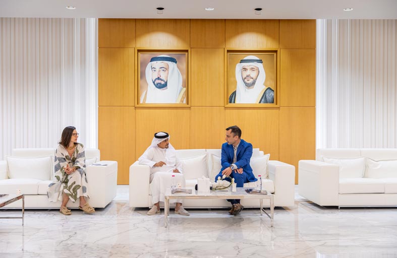 «الشارقة للكتاب» تستقبل وفدا من كولومبيا لبحث التعاون الثقافي