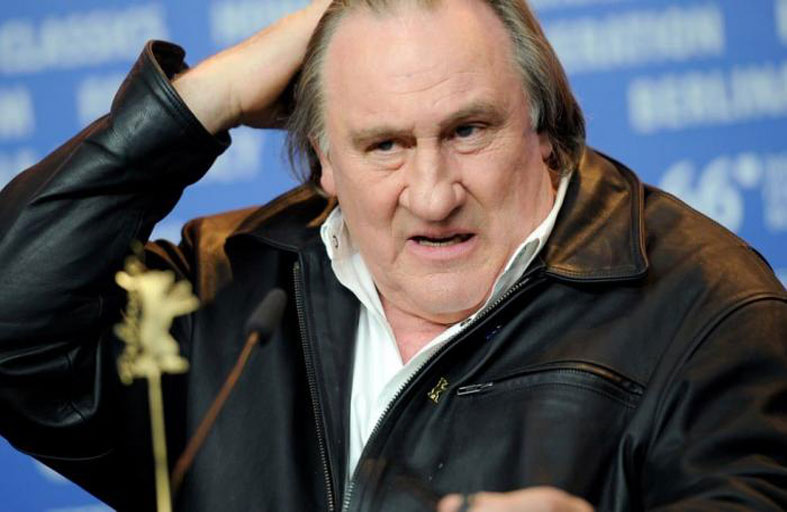 تجريد الممثل جيرار دوبارديو من لقب فخري