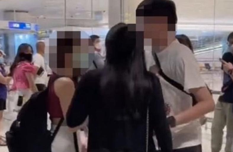 تضبط زوجها المفقود برفقة امرأة أخرى 