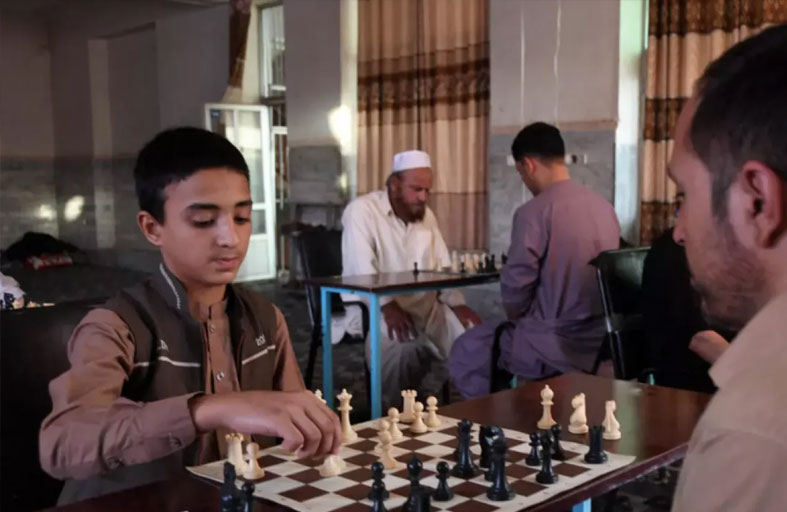 لعبة الشطرنج ممنوعة في أفغانستان
