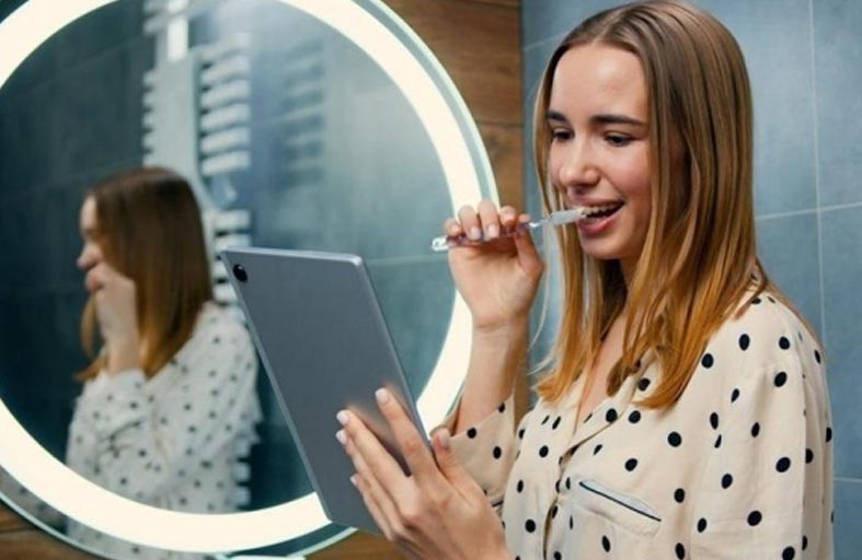 أطباء الأسنان يحذرون من «ترندات» خطيرة على «تيك توك»