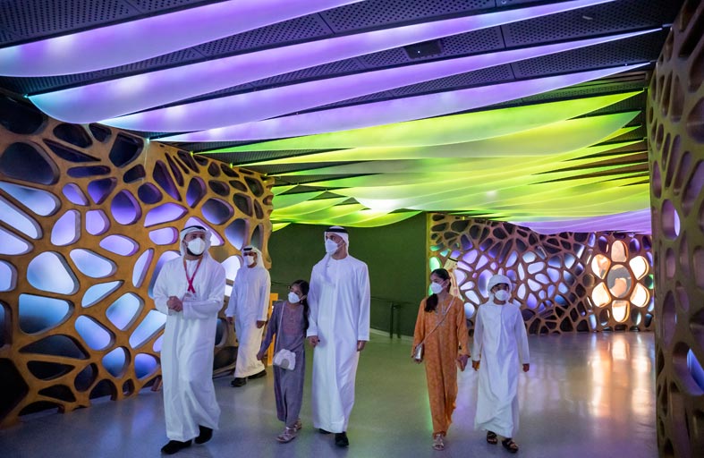 خالد بن محمد بن زايد يزور الجناح الوطني للإمارات وجناح الاستدامة - «تيرا» في إكسبو 2020 دبي