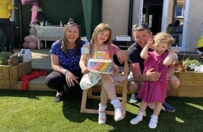 تتحدى التوقعات بعدما حرمت من الأوكسجين في بطن أمها