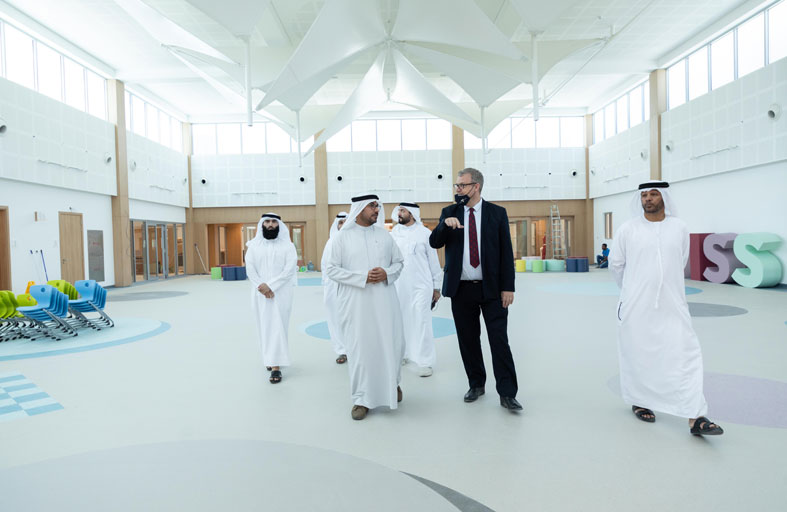 الشارقة للتعليم الخاص تتفقد عدداً من المدارس الخاصة وتطلع على جاهزيتها