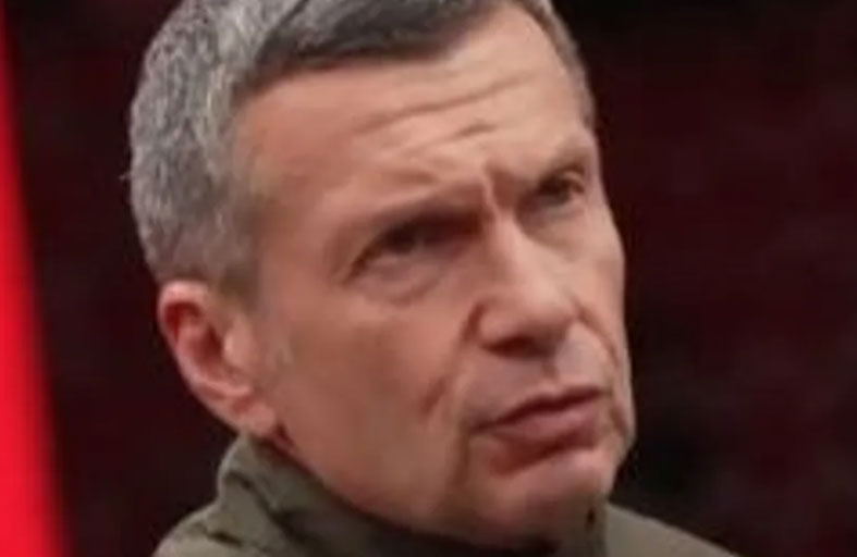 مذيع روسي يتنبأ بشكل خريطة العالم مستقبلا