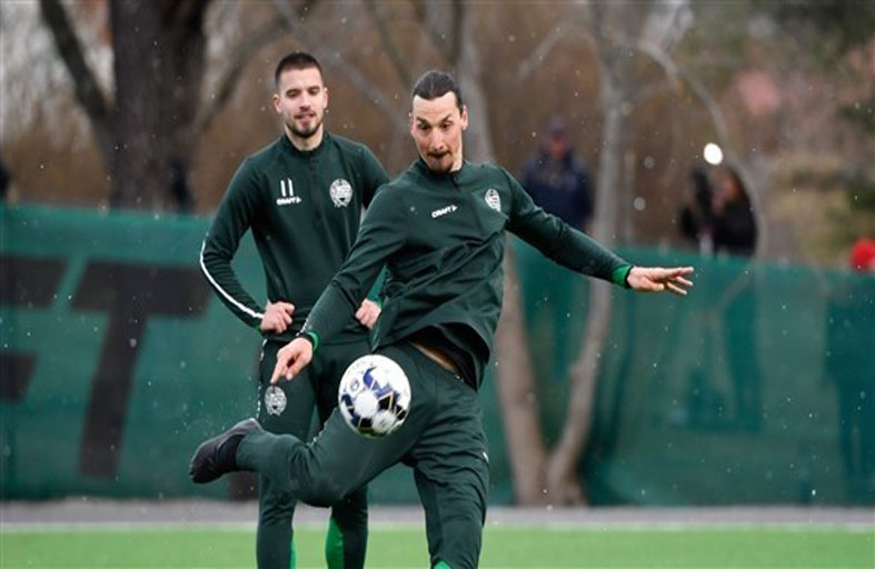 إبراهيموفيتش وبالوتيلي قد يجتمعان في الدوري البرازيلي