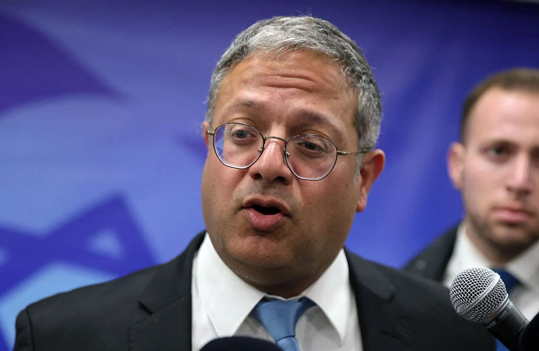 إيتمار ينتقد موقف الشرطة الإسرائيلية من عنف المستوطنين