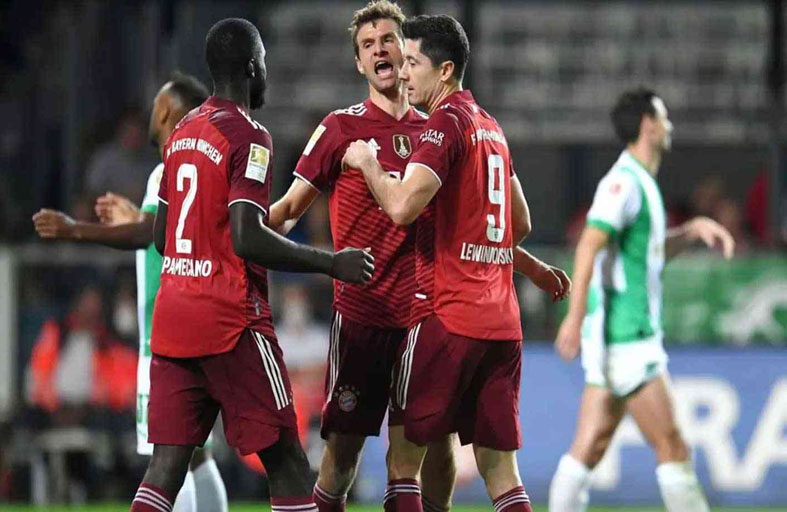 بايرن يواصل انتصاراته المتتالية وينفرد بالصدارة 