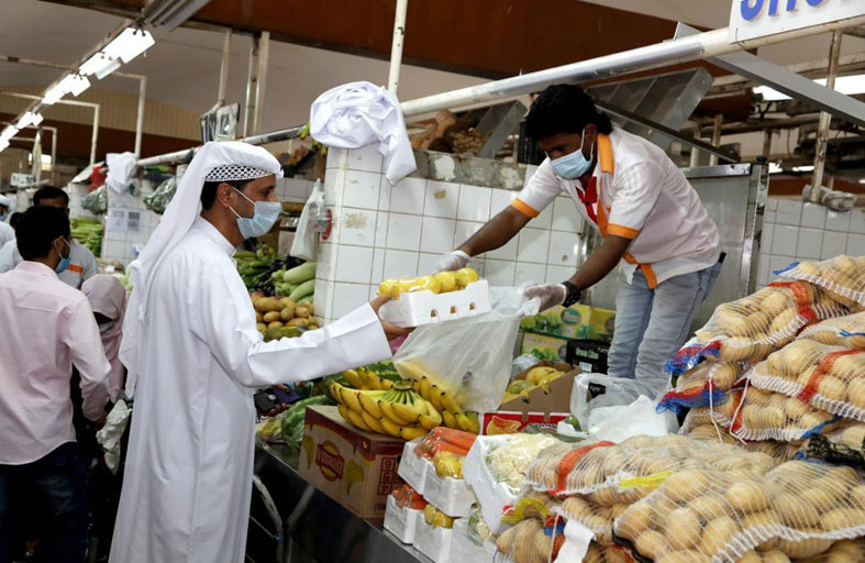 بلدية العين تكثف حملاتها التفتيشية قبل عيد الفطر 