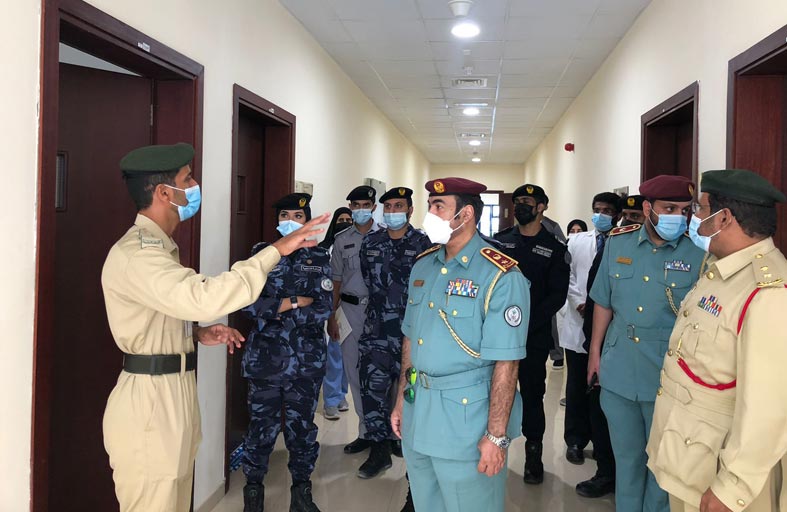 بحث سبل تعزيز التعاون بين شرطتي دبي والشارقة 