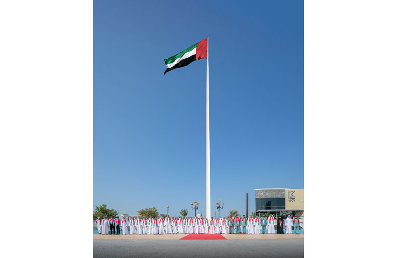 سالم بن عبدالرحمن القاسمي يشهد احتفالات يوم العلم في الشارقة 