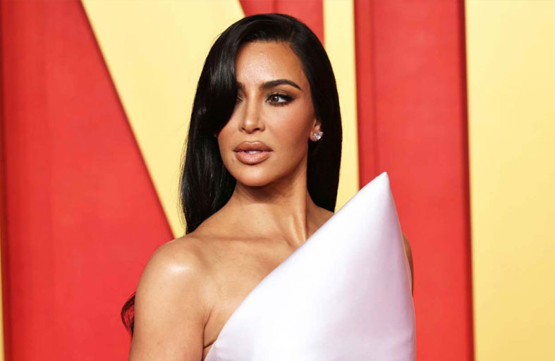 كيم كارداشيان تثير الجدل بلجوئها إلى علاج غير تقليدي