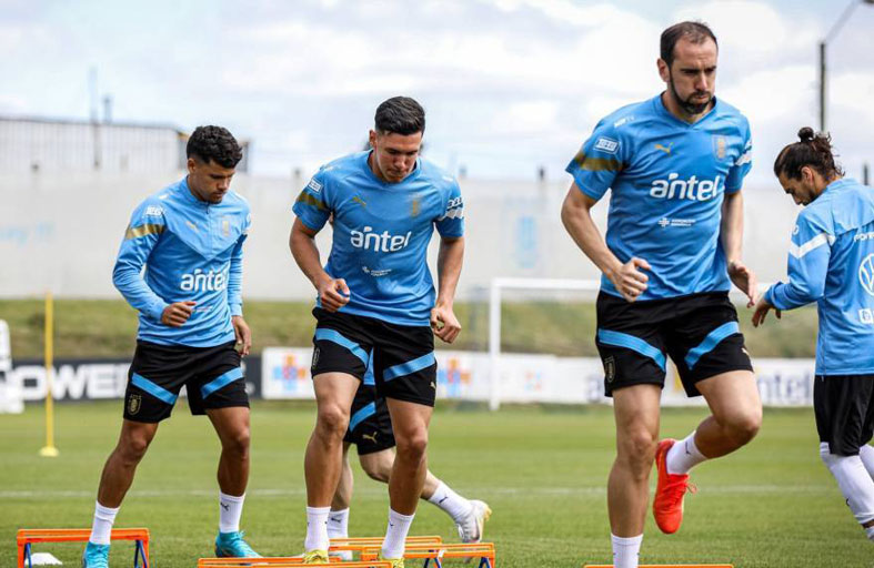 كأس العالم 2022... منتخب أوروجواي في المونديال.. حرس قديم بفكر جديد