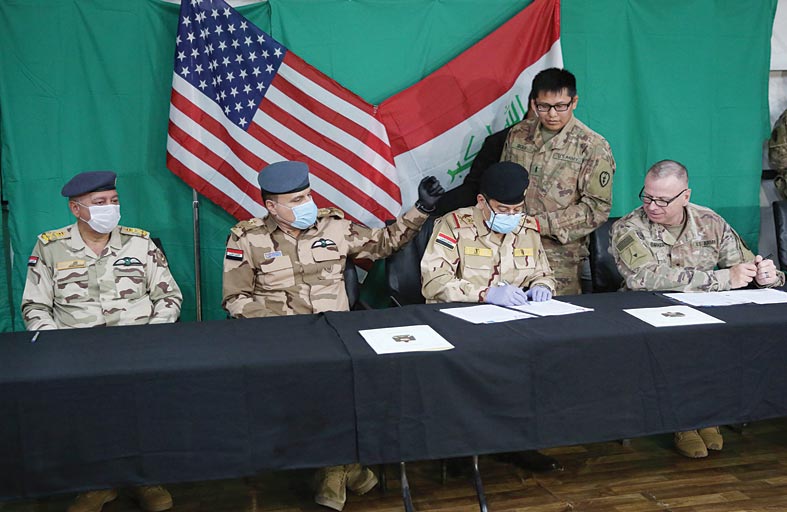 التحالف يغادر قاعدة ثـانيــة بالعــراق