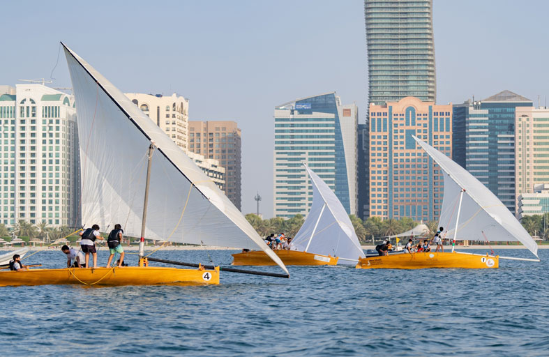 «أبوظبي للرياضات البحرية» يطلق برنامج«نوخذة أبوظبي» بمشاركة 200 بحار