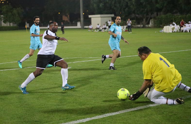 6 فرق من الموظفين تشارك ببطولة بلدية دبي لكرة القدم