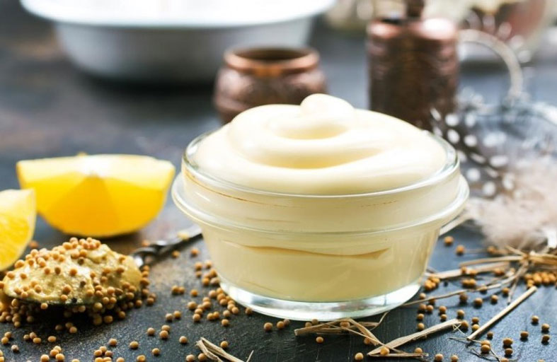 يقتل زبوناً في مطعم بسبب «المايونيز»!