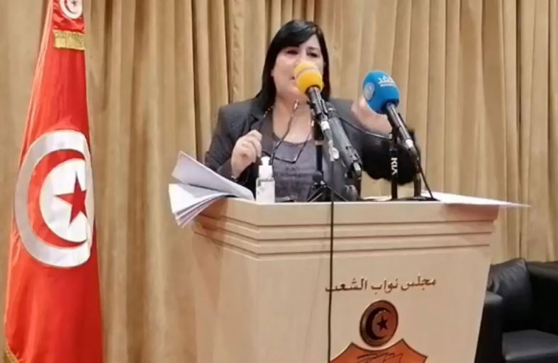 الدستوري الحر يعتصم أمام مقر فرع اتحاد القرضاوي