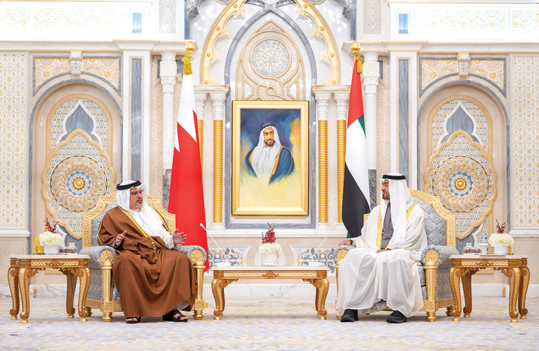 محمد بن زايد وولي عهد البحرين يبحثان العلاقات الأخوية والقضايا محل الاهتمام المشترك