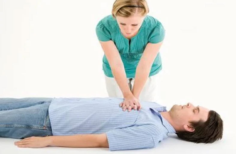 إنعاش المصابين بالنوبة القلبية.. النساء أقل حظا من الرجال