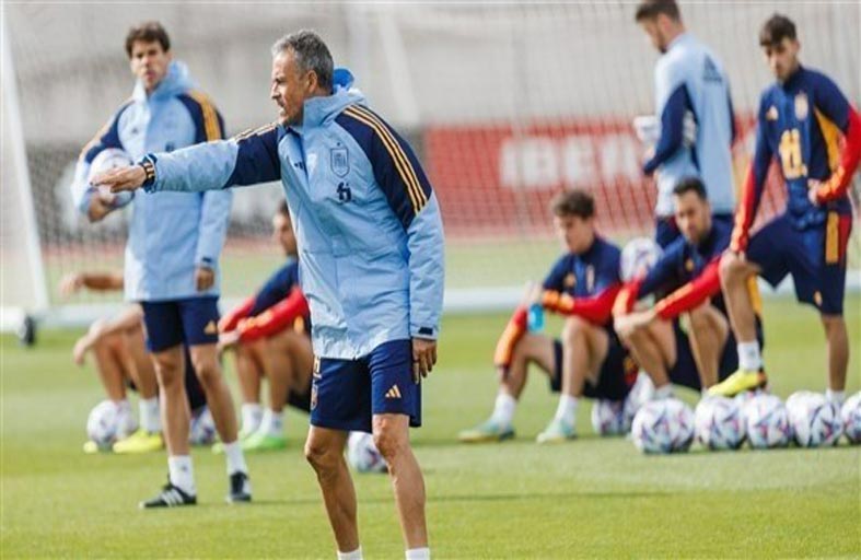 اعتراف صادم من إنريكي بعد خسارة «الماتادور»