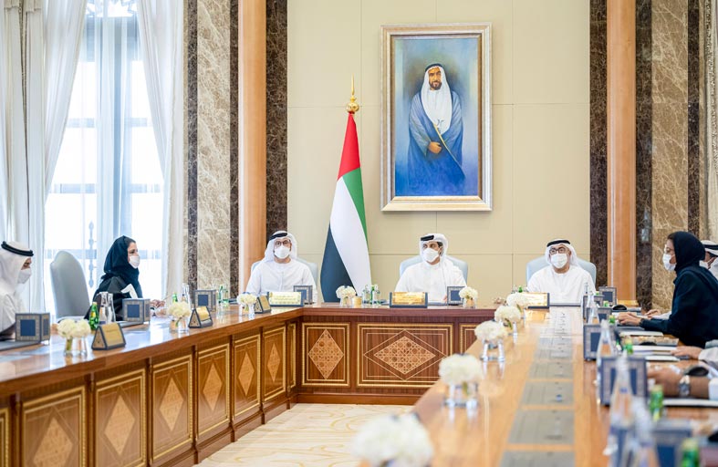 المجلس الوزاري للتنمية برئاسة منصور بن زايد يستعرض عددا من المبادرات والتشريعات لدعم المنظومة الاقتصادية والحكومية