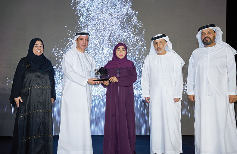 جمعية الصحفيين الإماراتية تحتفي باليوم العالمي للمرأة وتكرّم شخصيات إعلامية ومجتمعية