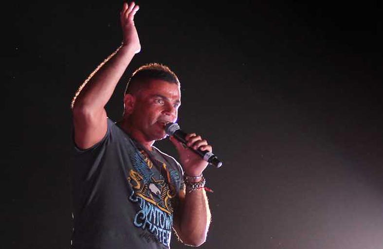 لماذا أغضب إعلان عمرو دياب الجمهور؟