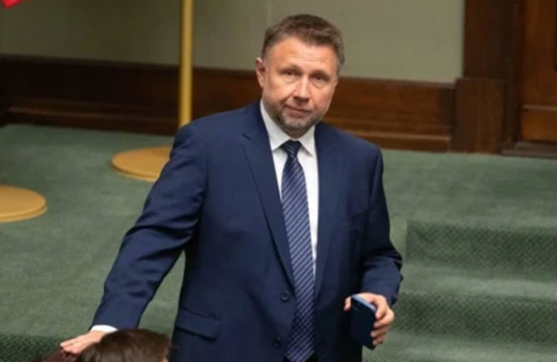 بولندا تمدد العمل بإجراءات أمنية عند حدودها مع ألمانيا