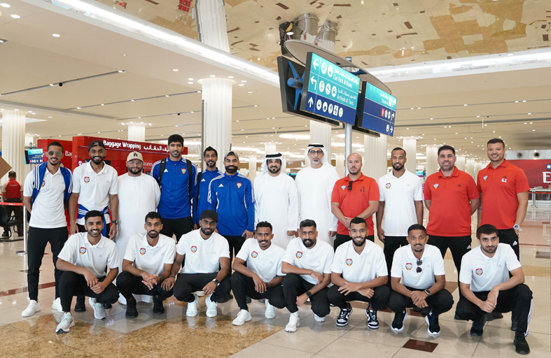 أبيض الشاطئية يُغادر لمعسكره الخارجي في إسبانيا