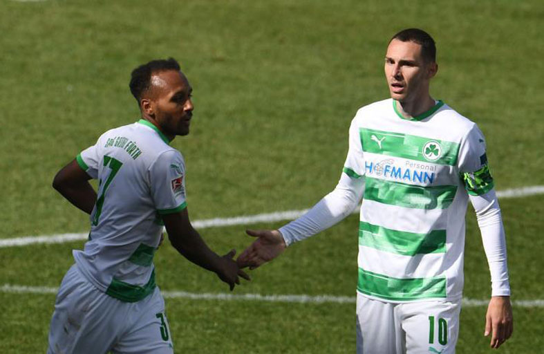 تحقيق بشأن مزاعم عنصرية في كأس ألمانيا