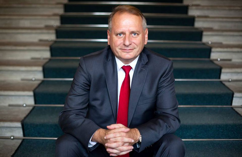 رئيس هيئة السياحة في مالوبولسكا يرحب بإطلاق الاتحـاد للطيران رحـلات مباشــرة إلى كـراكـوف