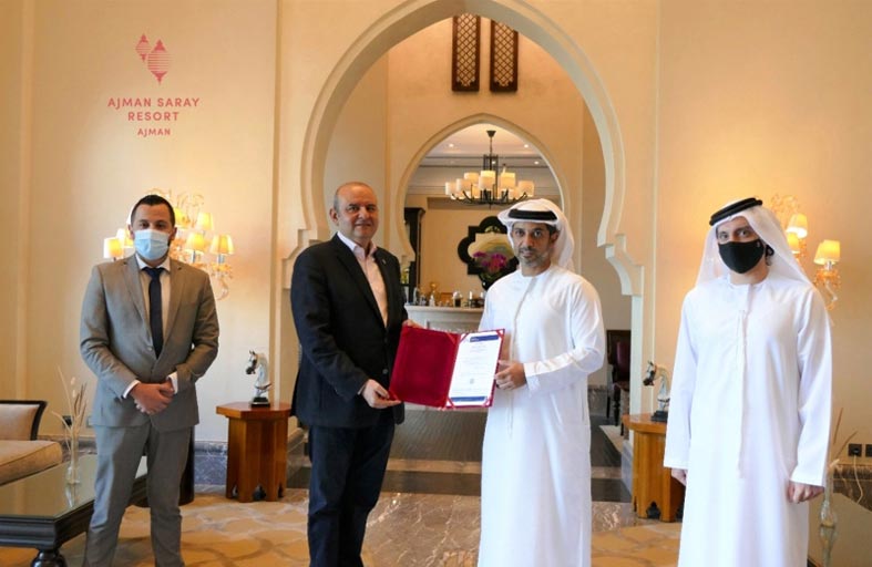 سياحة عجمان تمنح أولى شهادات بيرو فيريتاس لـمنتجع عجمان سراي