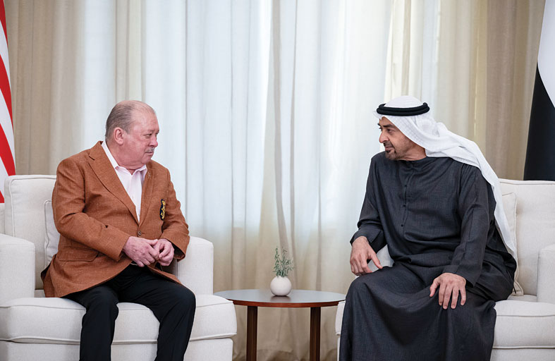 رئيس الدولة يبحث مع ملك ماليزيا أوجه التعاون بين البلدين 