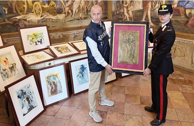 إيطاليا تصادر 21 لوحة منسوبة لسلفادور دالي من معرض في بارما يشتبه في تزويرها