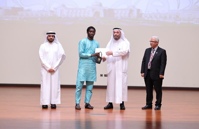 الجامعة القاسمية تحتفل باليوم العالمي للغة العربية