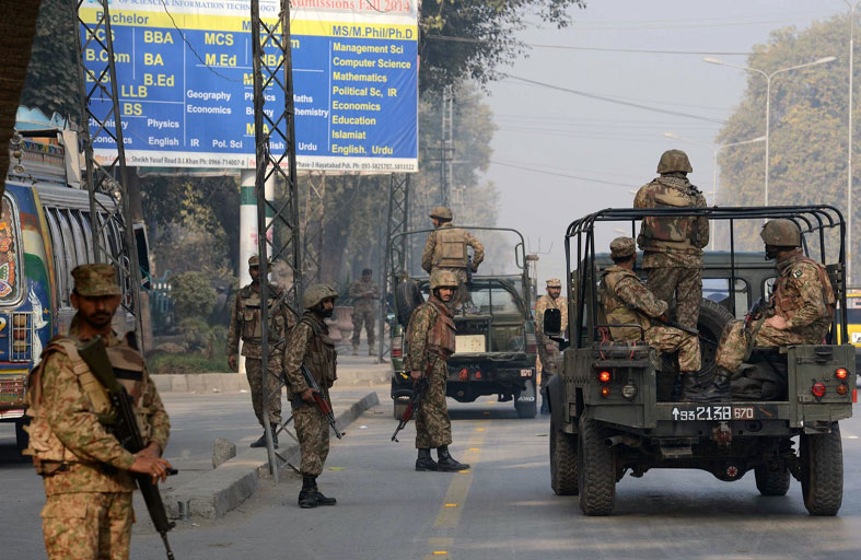 هل تتحول الضربات بين باكستان وإيران إلى صراع طويل؟