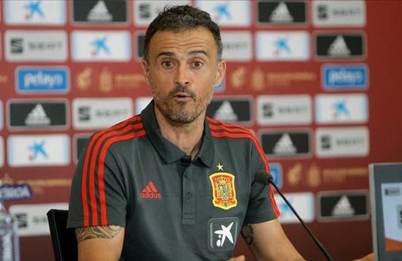 إنريكي يكشف سبب استبعاد راموس وفاتي من المنتخب