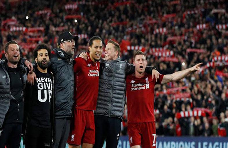 50 لاعباً يهددون بإلغاء  الدوري الإنجليزي