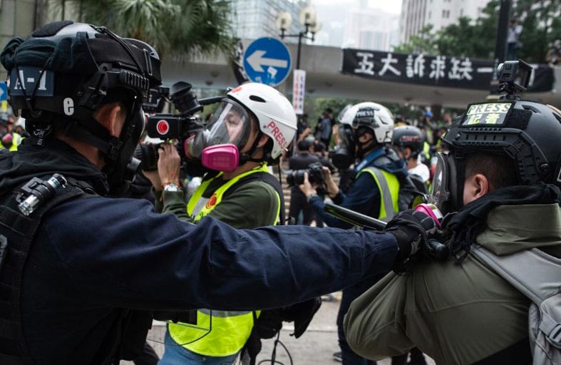  تراجع حرية الصحافة في هونغ كونغ إلى مستوى قياسي 