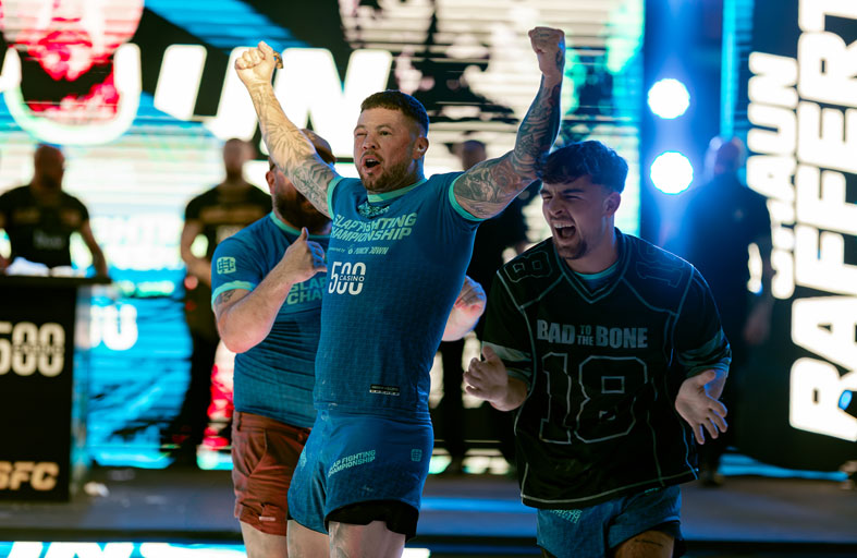 دبي تستضيف النسخة العالمية من بطولة «سْلاب فايتينغ» في صالة ذا سبيس