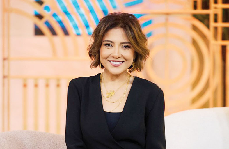 مي كساب: أستعد لطرح ألبوم جديد  بـ 10 أغنيات