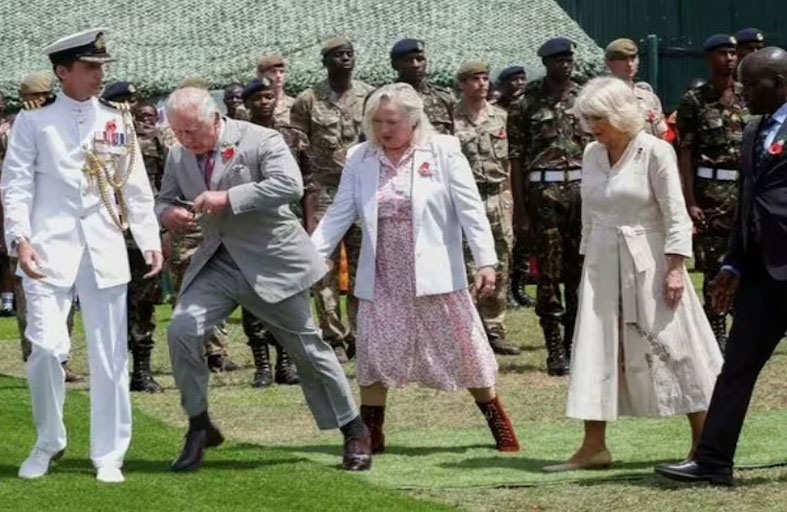 الملك تشارلز كاد يسقط على الأرض في كينيا