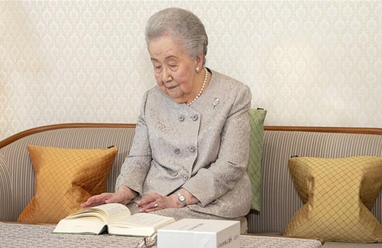 الأميرة يوريكو اليابانية تحتفل بعيد ميلادها الـ101