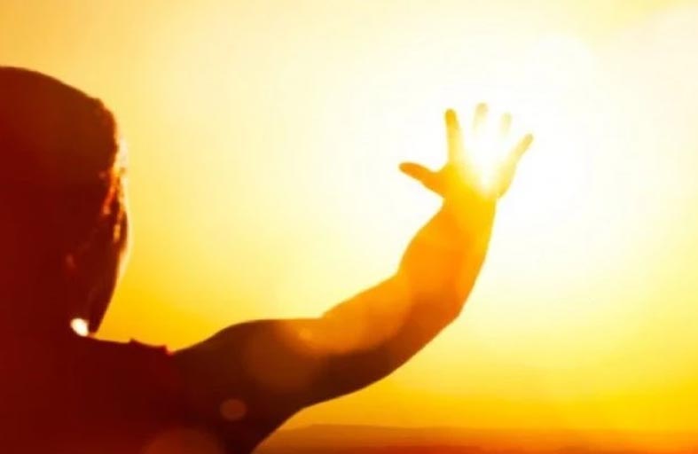 أضرار أشعة الشمس فوق البنفسجية