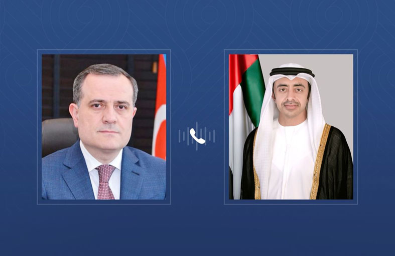 عبدالله بن زايد ووزير الخارجية الأذربيجاني يبحثان هاتفيا التطورات الإقليمية